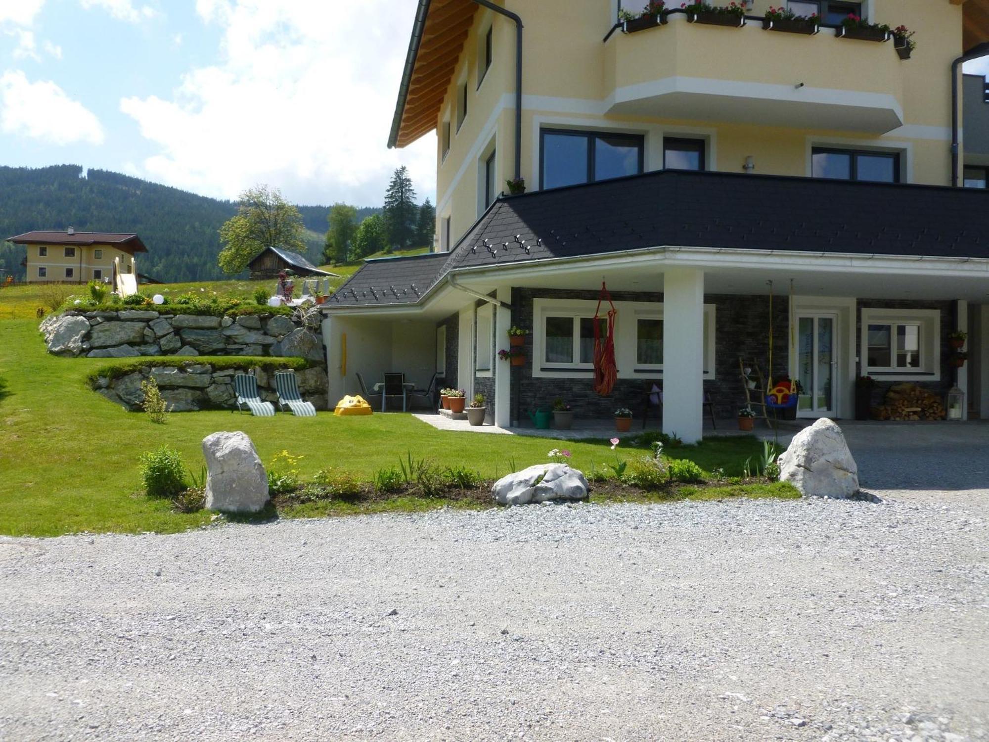 Ferienwohnung Bergblick Filzmoos Exterior foto