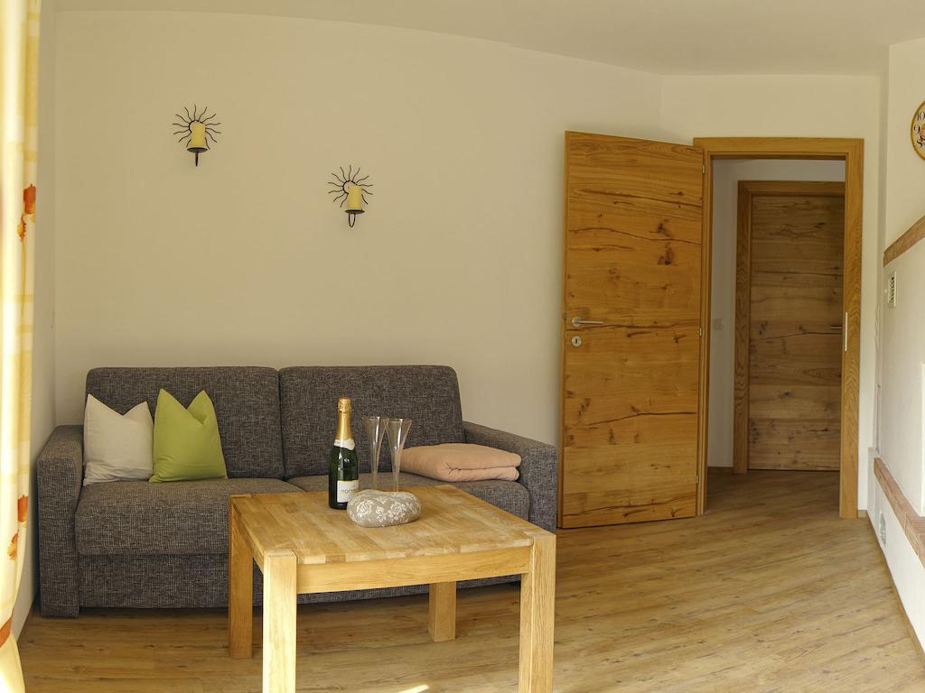 Ferienwohnung Bergblick Filzmoos Zimmer foto
